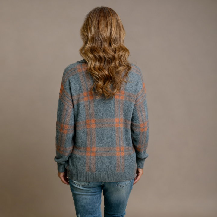 Mira | Soft Blouse with Check Pattern