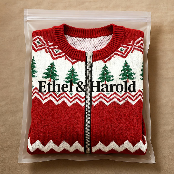 Comfortable Flannel Sweatshirt with Retro Christmas Animal Art Print for Women